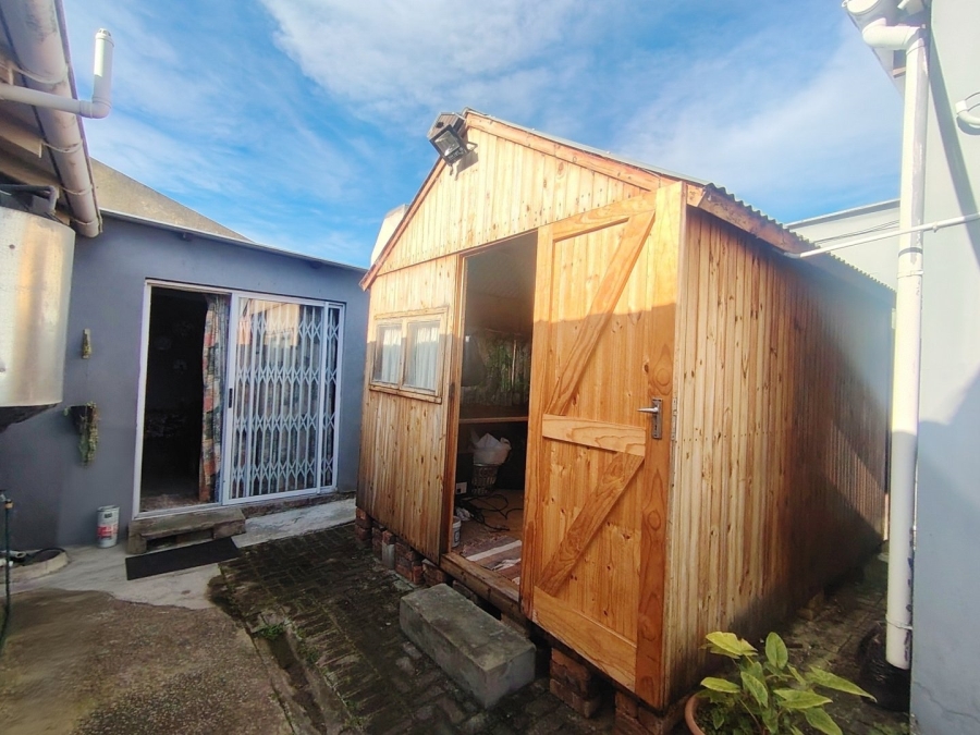 2 Bedroom Property for Sale in Sherwood Eastern Cape